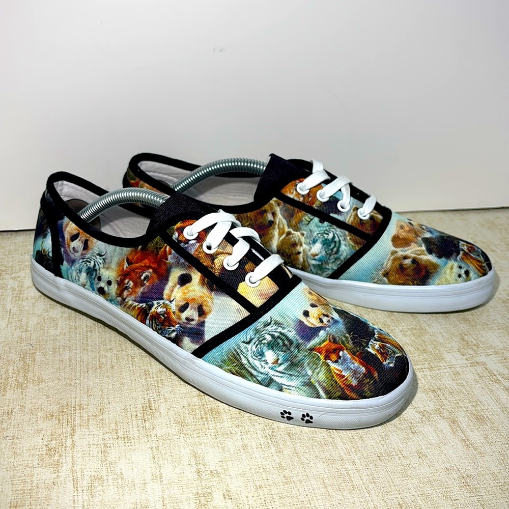 Bradford Exchange 2011 Protect the Wild Shoes - Womens Size 9.5 (NEW)